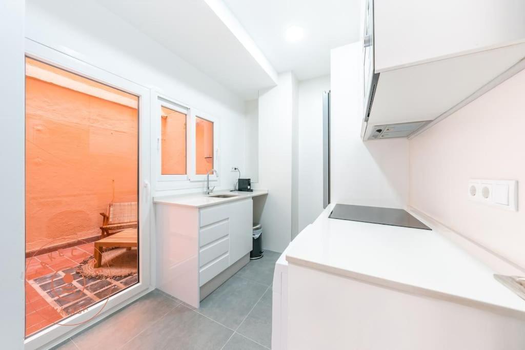Cosy Apartment With Patio In Malaga - Tcm Eksteriør bilde