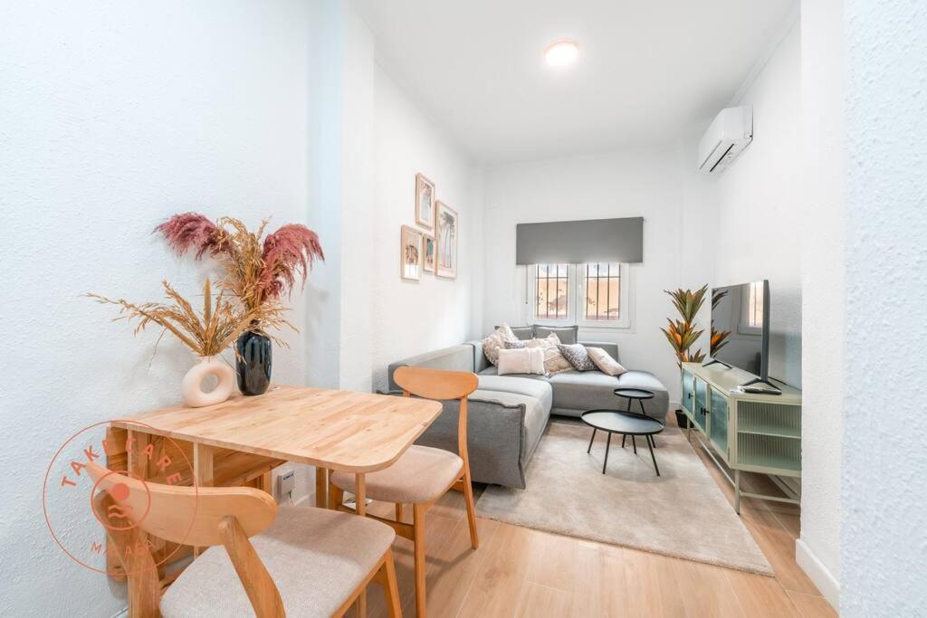 Cosy Apartment With Patio In Malaga - Tcm Eksteriør bilde